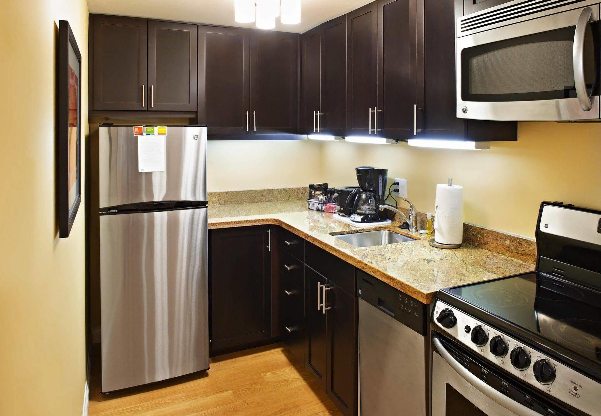 Towneplace Suites By Marriott Mississauga-Airport Corporate Centre Luaran gambar